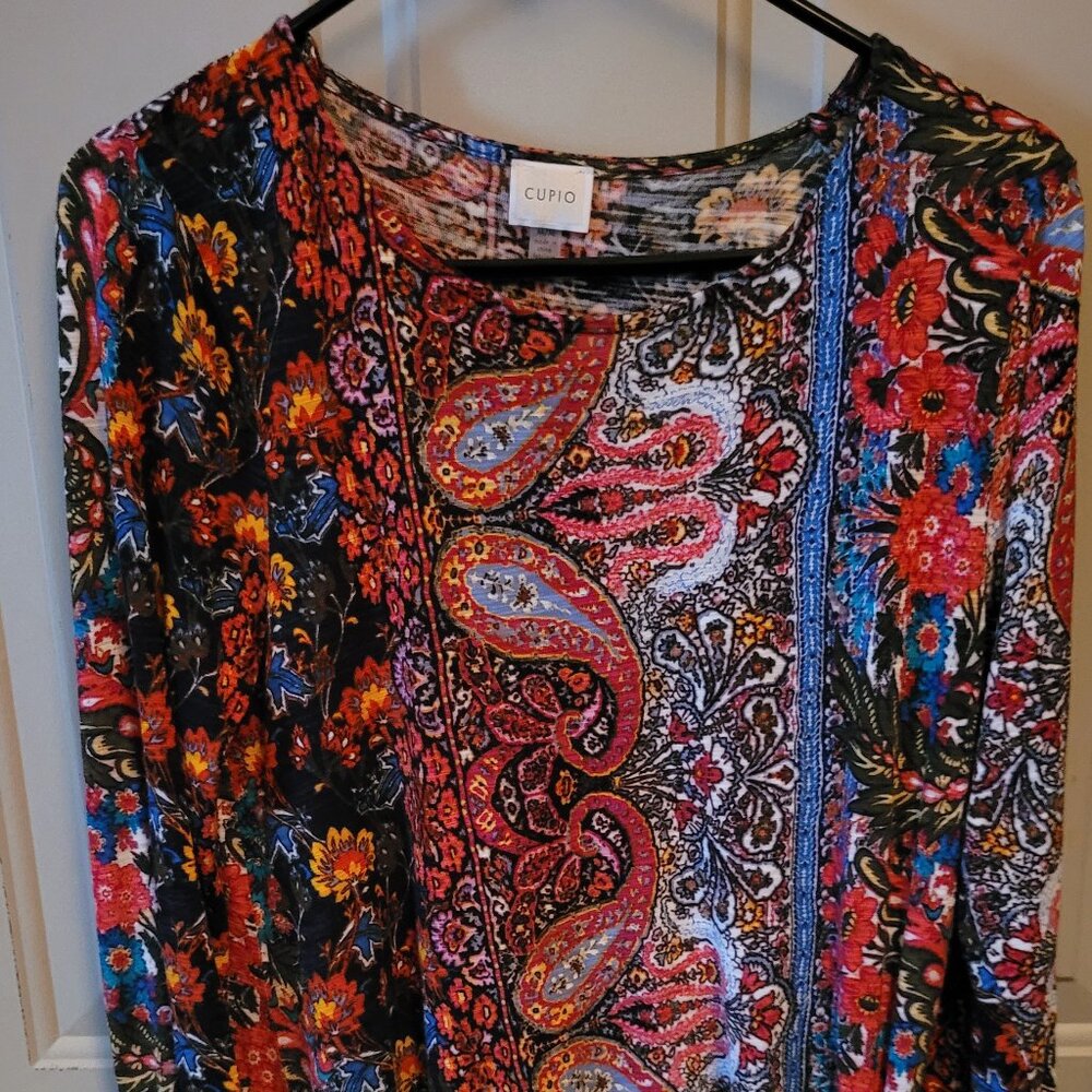 Cupio Bright & Colorful Paisley Design Pullover Top Misses Medium